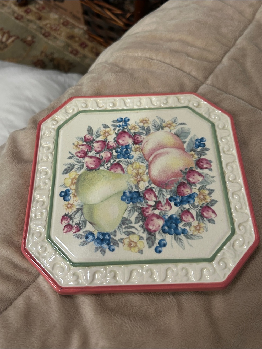 Sweet Country Harvest Avon Hot Plate Trivet with Pink Rim 6.5”